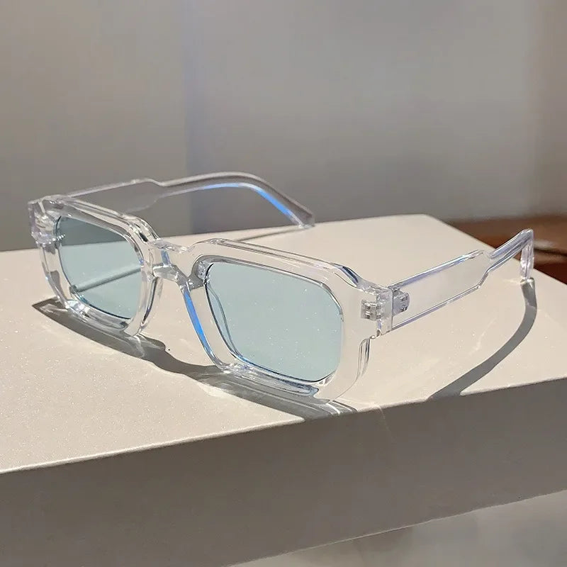 RetroClassic Rectangle Sunglasses – Unisex UV400 Vintage Fashion Shades