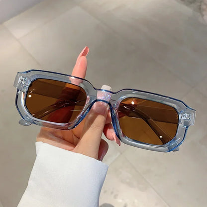 RetroClassic Rectangle Sunglasses – Unisex UV400 Vintage Fashion Shades